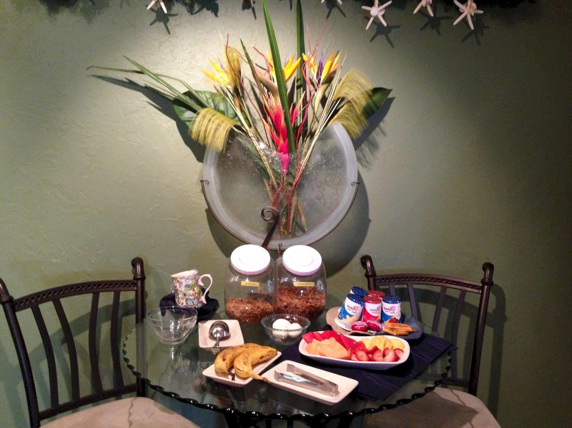 Mango Inn Bed And Breakfast Lake Worth Beach Buitenkant foto
